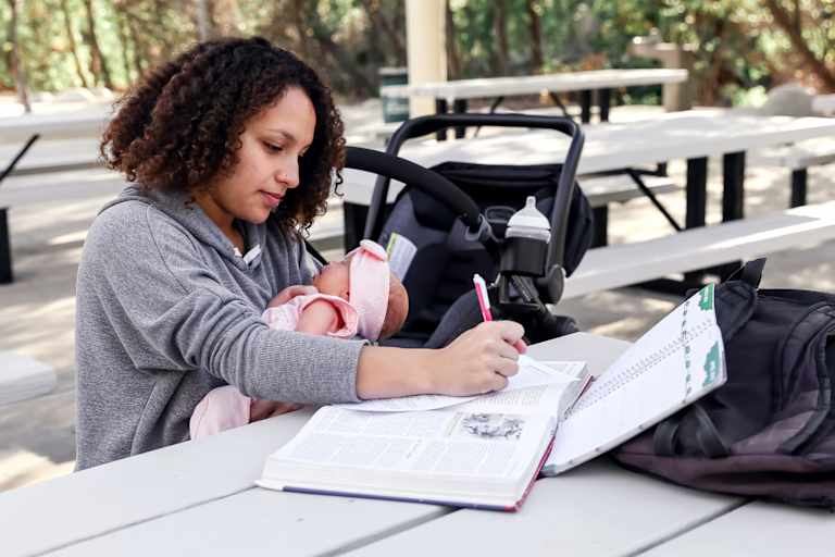 8 Tips for Balancing College, Work, and Childcare