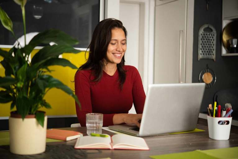 Online vs. In-Person MBA: Which Is Right for You?
