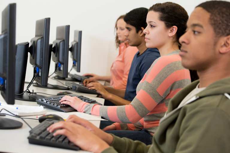 How Long Is the GRE? Tips to Manage Your Time Wisely